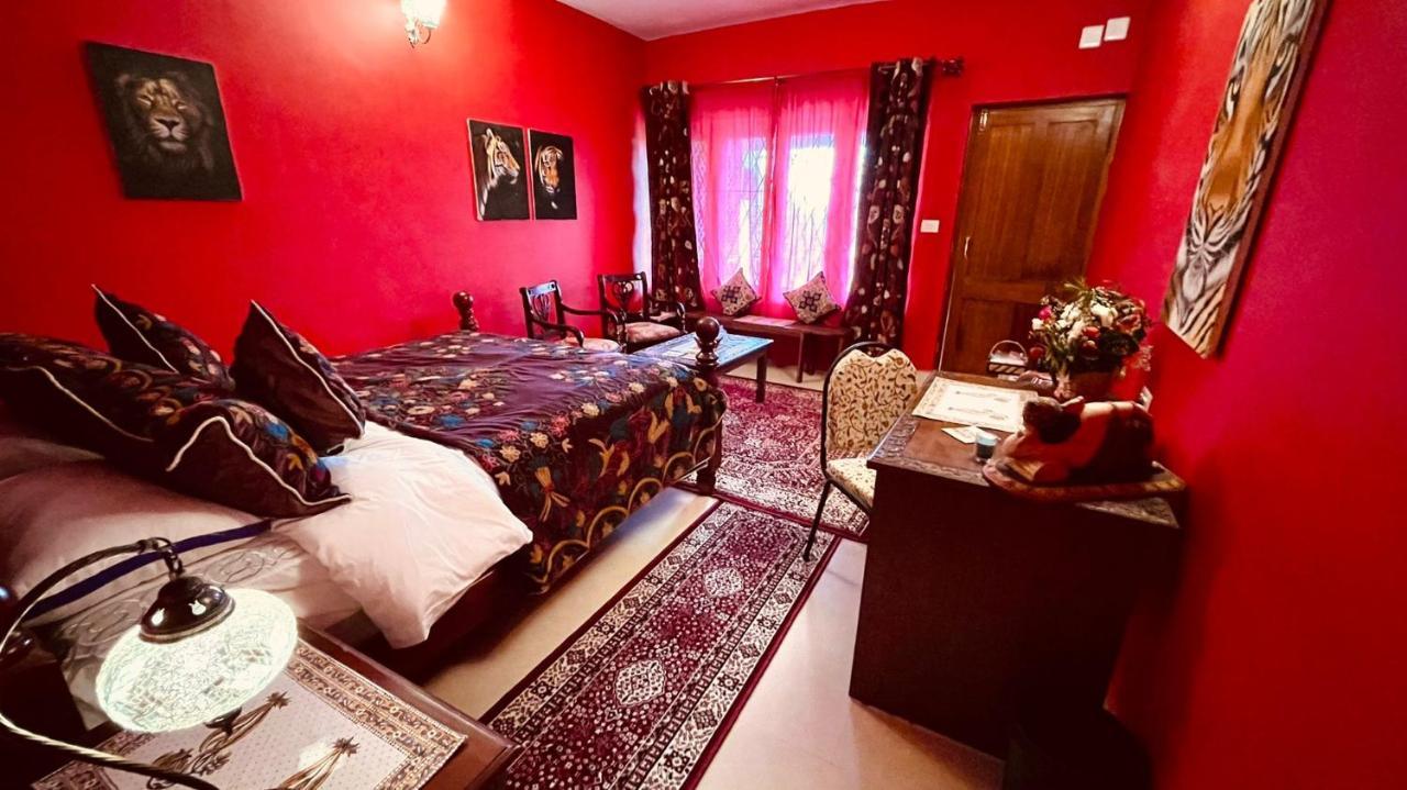 Habba Kadal Kashmiri Heritage Hotel & Hub กูนูร์ ภายนอก รูปภาพ