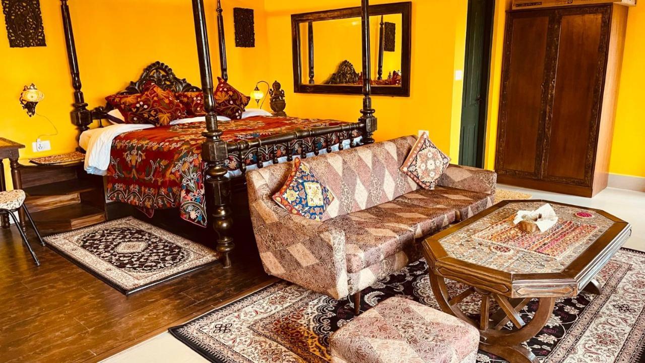 Habba Kadal Kashmiri Heritage Hotel & Hub กูนูร์ ภายนอก รูปภาพ