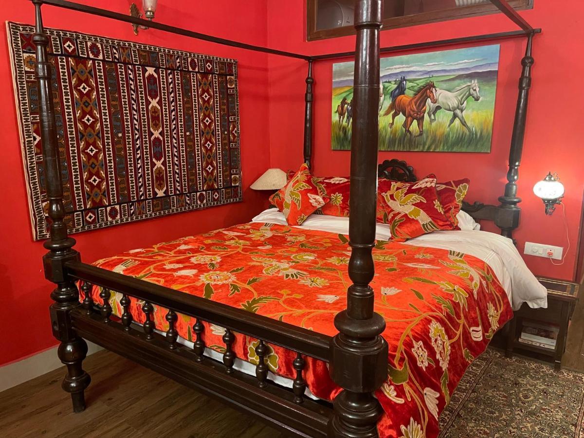 Habba Kadal Kashmiri Heritage Hotel & Hub กูนูร์ ภายนอก รูปภาพ