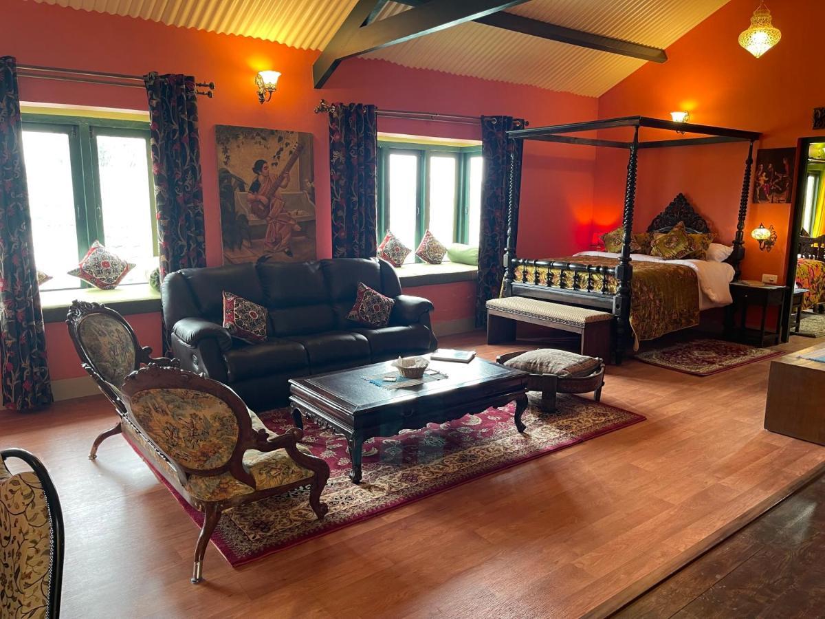Habba Kadal Kashmiri Heritage Hotel & Hub กูนูร์ ภายนอก รูปภาพ