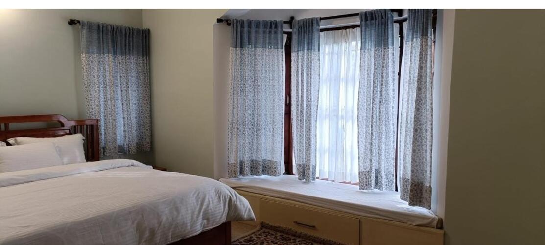Habba Kadal Kashmiri Heritage Hotel & Hub กูนูร์ ภายนอก รูปภาพ
